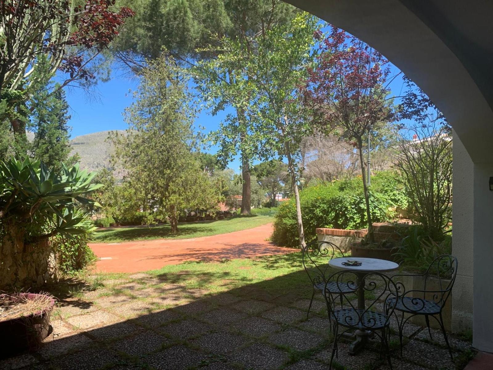 מלון מונדלו Park House מראה חיצוני תמונה